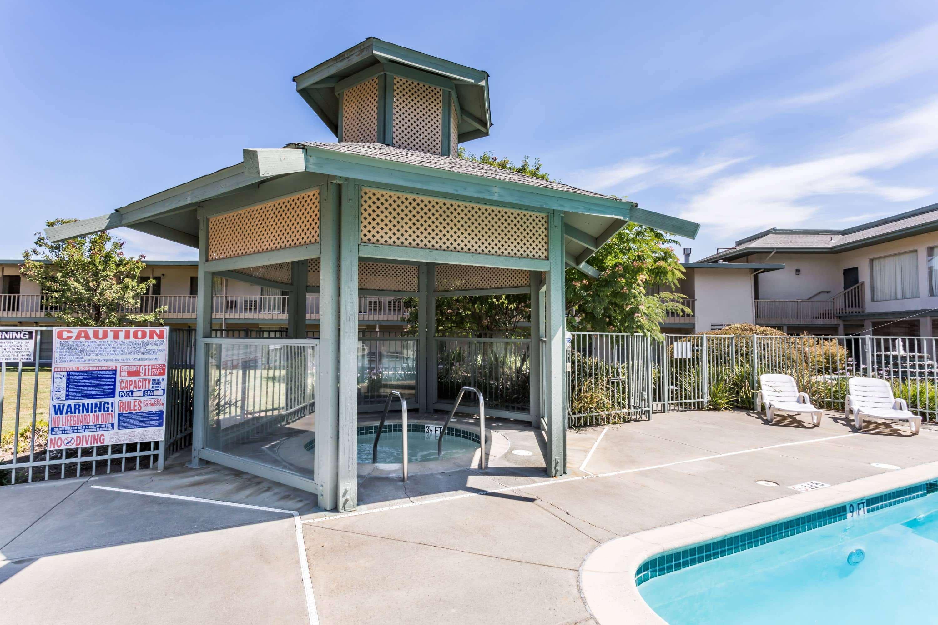 Days Inn By Wyndham Novato/San Francisco Exterior photo