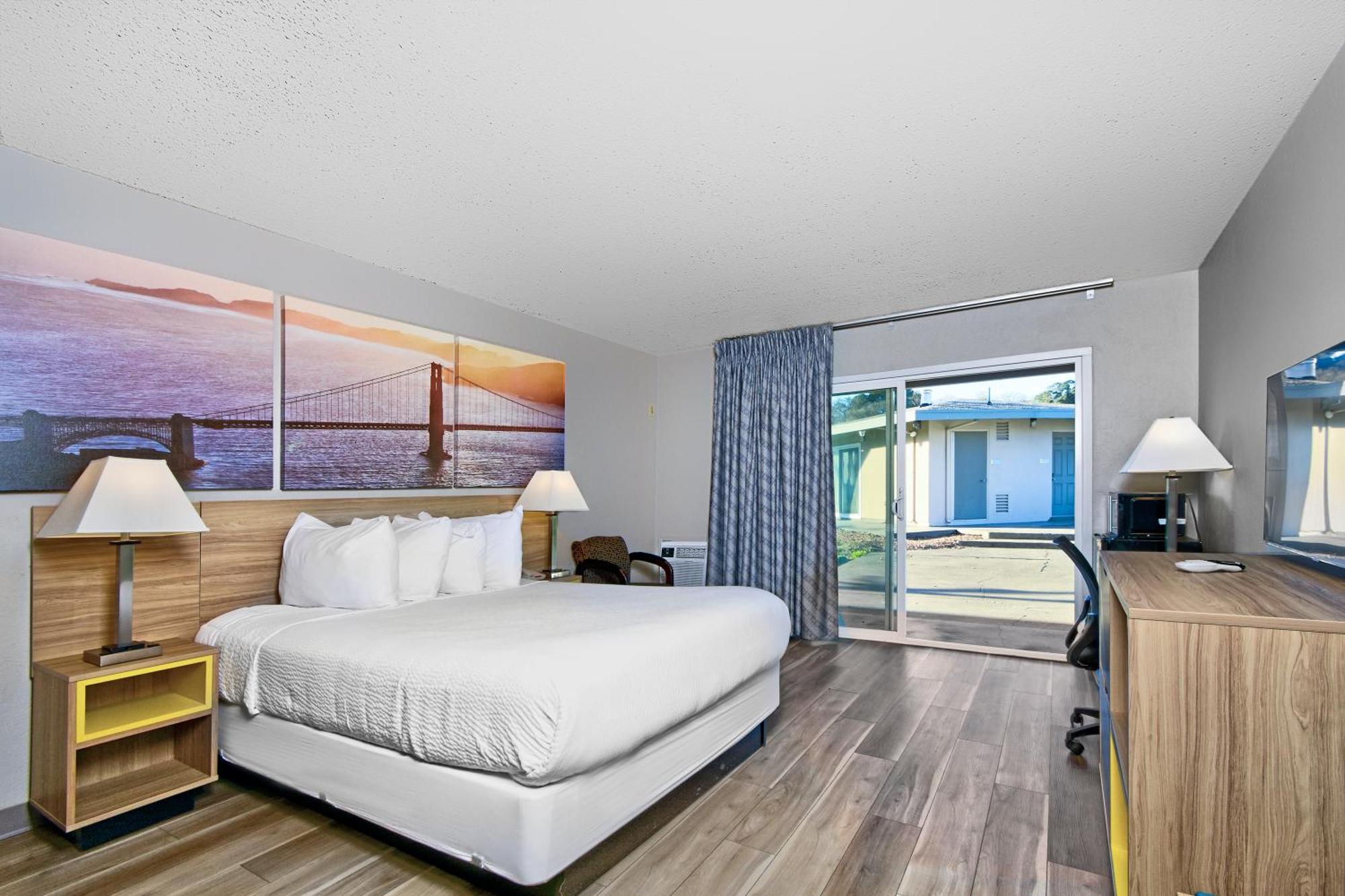 Days Inn By Wyndham Novato/San Francisco Exterior photo