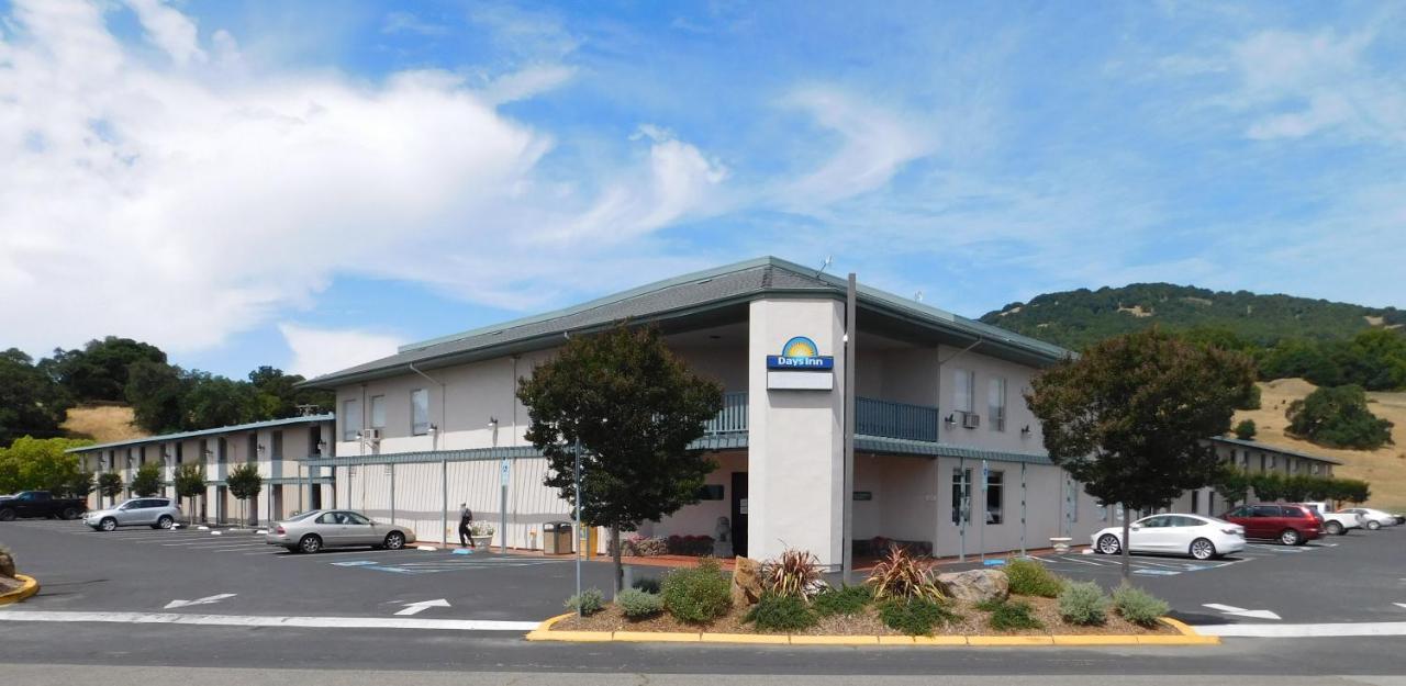 Days Inn By Wyndham Novato/San Francisco Exterior photo